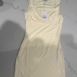 Elegant Cream Sleeveless Dress